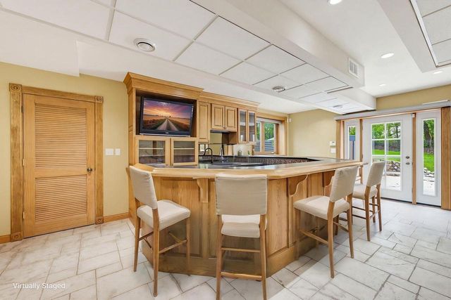 W220N11412 Amy Belle ROAD, Germantown, WI 53022