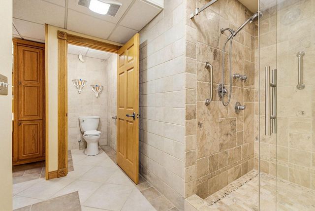 W220N11412 Amy Belle ROAD, Germantown, WI 53022