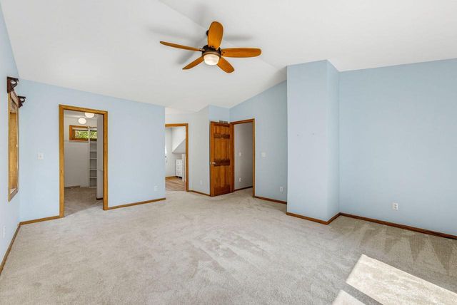 W220N11412 Amy Belle ROAD, Germantown, WI 53022