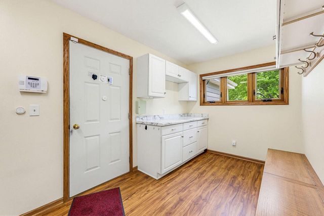 W220N11412 Amy Belle ROAD, Germantown, WI 53022