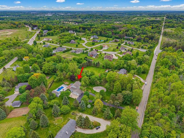 W220N11412 Amy Belle ROAD, Germantown, WI 53022