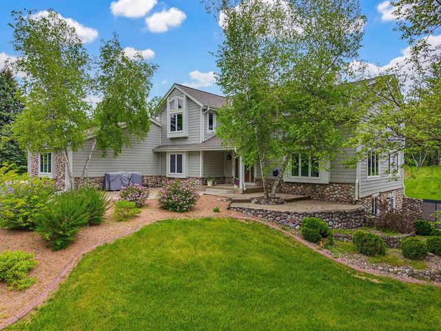 W220N11412 Amy Belle ROAD, Germantown, WI 53022