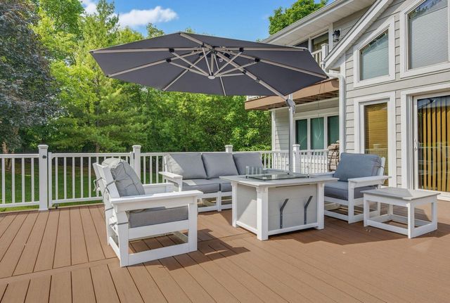 W220N11412 Amy Belle ROAD, Germantown, WI 53022
