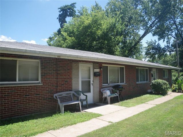 11276-11278 Liana Lane, St Ann, MO 63074