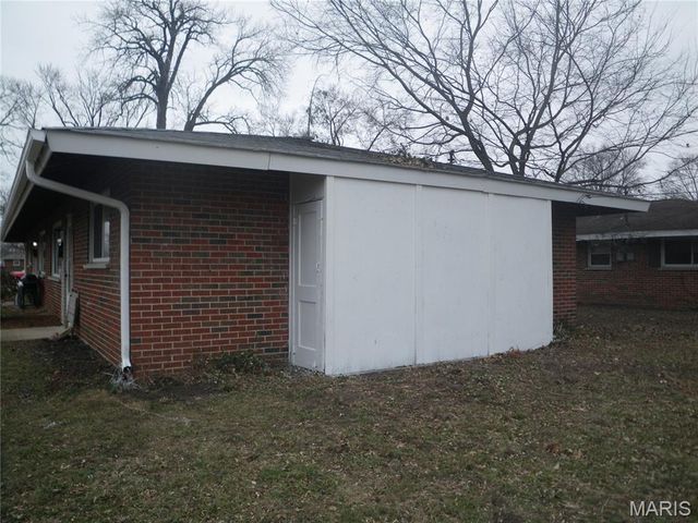 11276-11278 Liana Lane, St Ann, MO 63074