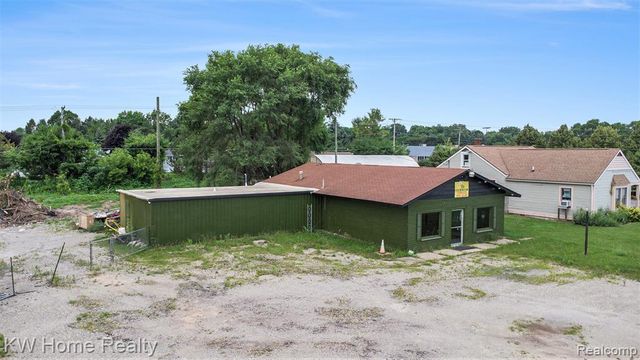1223 E Caro Road, Caro, MI 48723