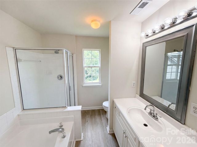 11805 Guildhall Lane, Charlotte, NC 28213