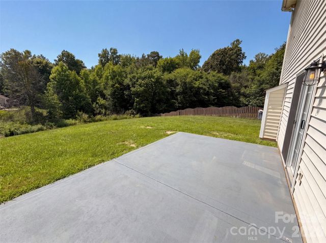 11805 Guildhall Lane, Charlotte, NC 28213