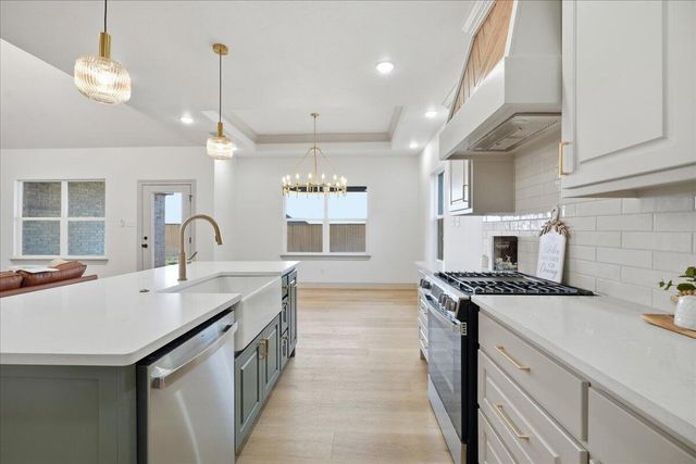 1115 N 6th Street, Wolfforth, TX 79382