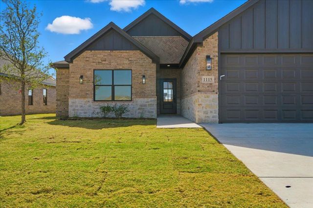 1115 N 6th Street, Wolfforth, TX 79382