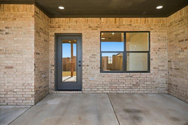 1115 N 6th Street, Wolfforth, TX 79382