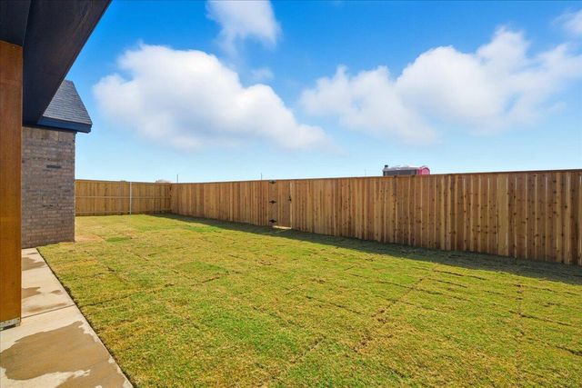 1115 N 6th Street, Wolfforth, TX 79382