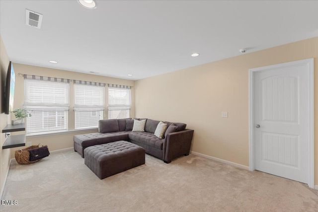 819 Lake Artesia Lane, Fuquay Varina, NC 27526