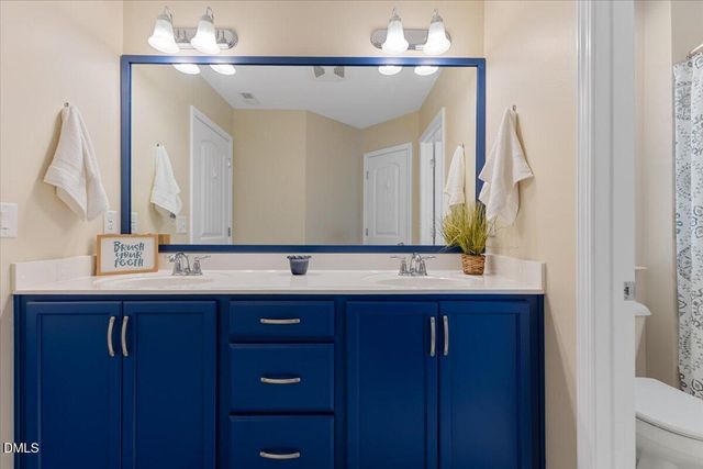 819 Lake Artesia Lane, Fuquay Varina, NC 27526