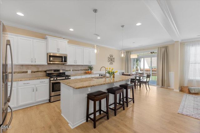 819 Lake Artesia Lane, Fuquay Varina, NC 27526