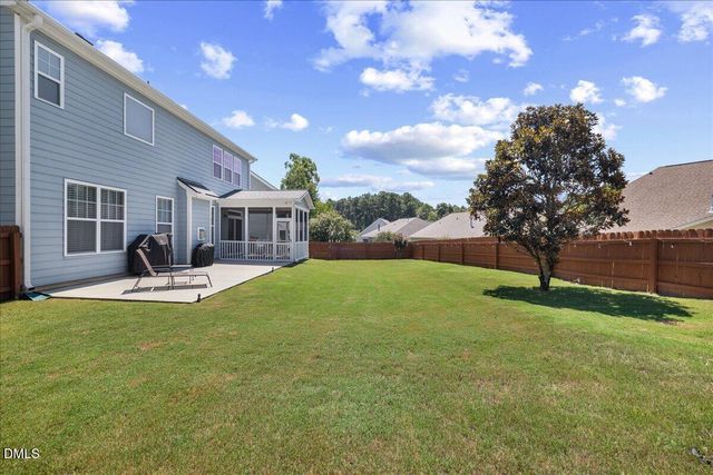 819 Lake Artesia Lane, Fuquay Varina, NC 27526