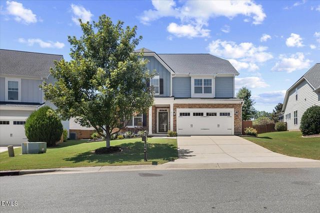 819 Lake Artesia Lane, Fuquay Varina, NC 27526