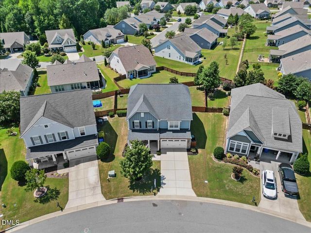 819 Lake Artesia Lane, Fuquay Varina, NC 27526