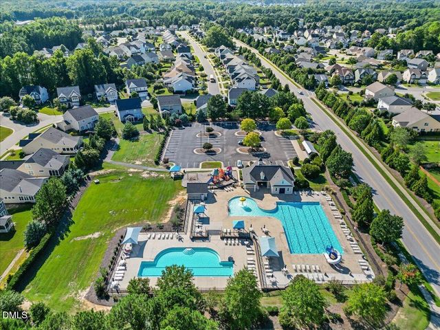 819 Lake Artesia Lane, Fuquay Varina, NC 27526