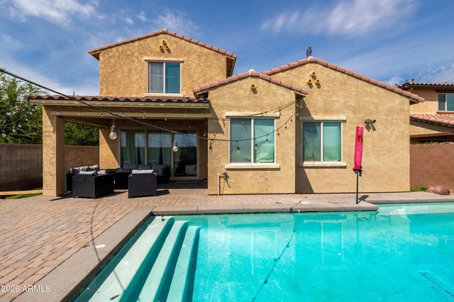 18575 W PUEBLO Avenue, Goodyear, AZ 85338