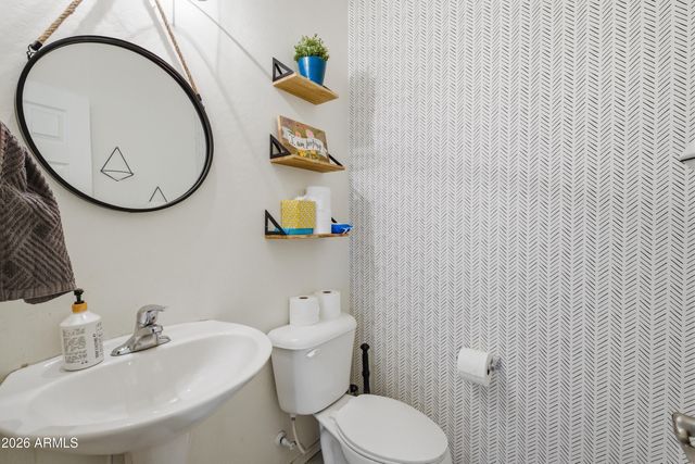 18575 W PUEBLO Avenue, Goodyear, AZ 85338