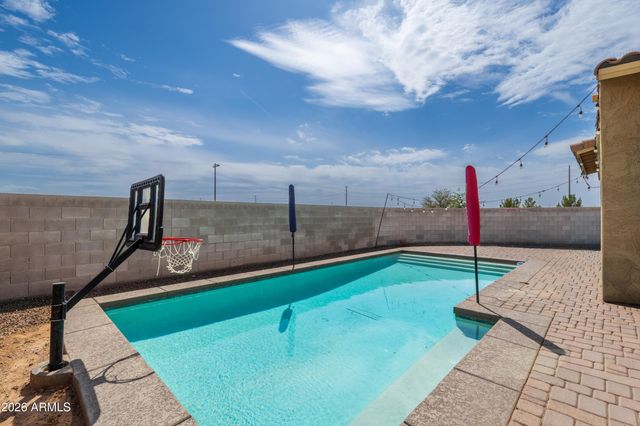 18575 W PUEBLO Avenue, Goodyear, AZ 85338