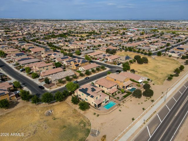 18575 W PUEBLO Avenue, Goodyear, AZ 85338