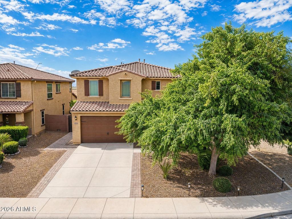 18575 W PUEBLO Avenue, Goodyear, AZ 85338 — photo 2