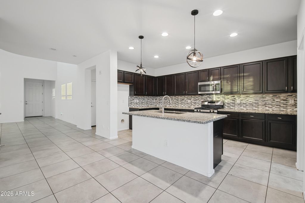 18575 W PUEBLO Avenue, Goodyear, AZ 85338 — photo 4