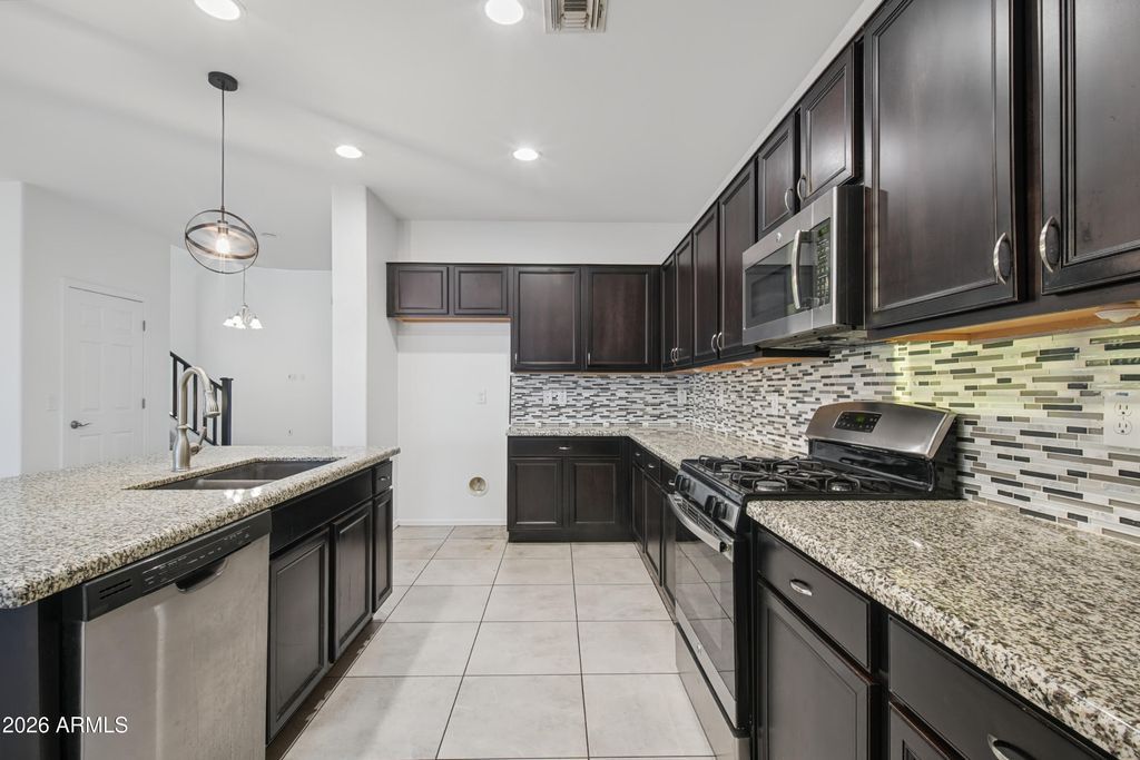 18575 W PUEBLO Avenue, Goodyear, AZ 85338 — photo 5