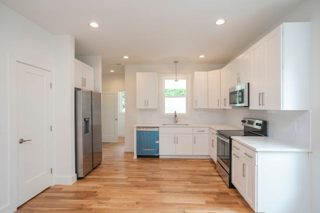 230 Lanier Dr main, Madison, TN 37115