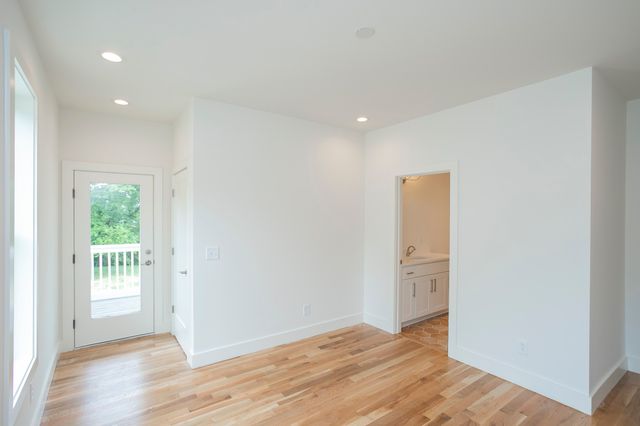 230 Lanier Dr main, Madison, TN 37115