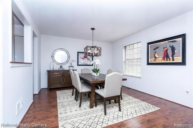 29820 Indian Trail, Farmington Hills, MI 48331