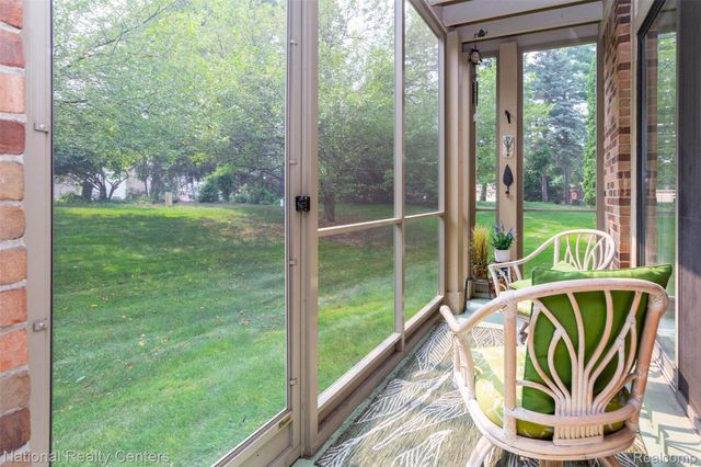 29820 Indian Trail, Farmington Hills, MI 48331