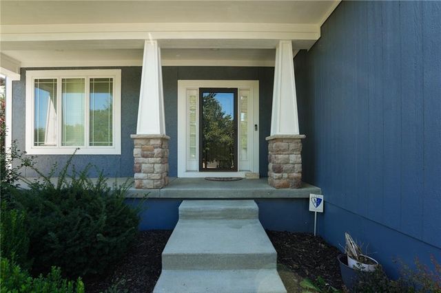16315 W 171st Street, Olathe, KS 66062