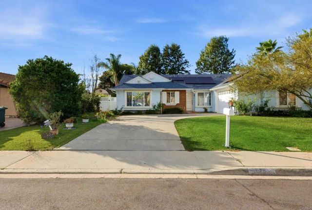 678 Douglas Avenue, San Marcos, CA 92069