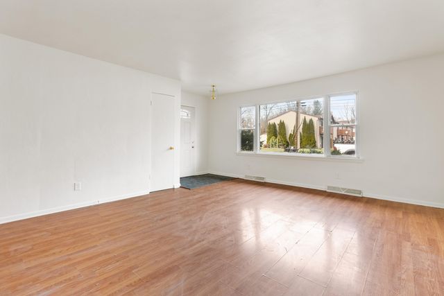 5263 Mulberry Avenue, Portage, IN 46368