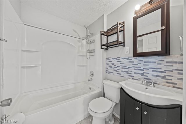 3423 Russell Avenue, Parma, OH 44134