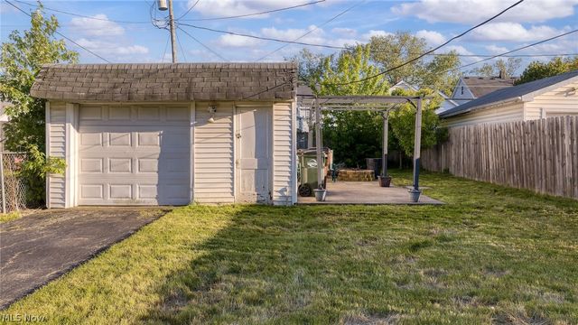 3423 Russell Avenue, Parma, OH 44134