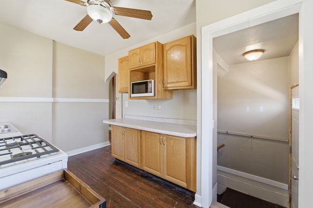 306 S 14th Avenue, Marshalltown, IA 50158