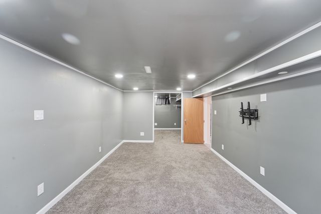 306 S 14th Avenue, Marshalltown, IA 50158