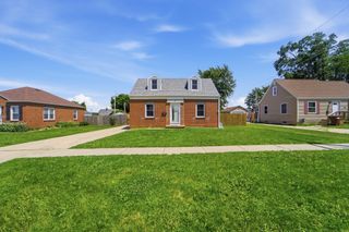 306 S 14th Avenue, Marshalltown, IA 50158