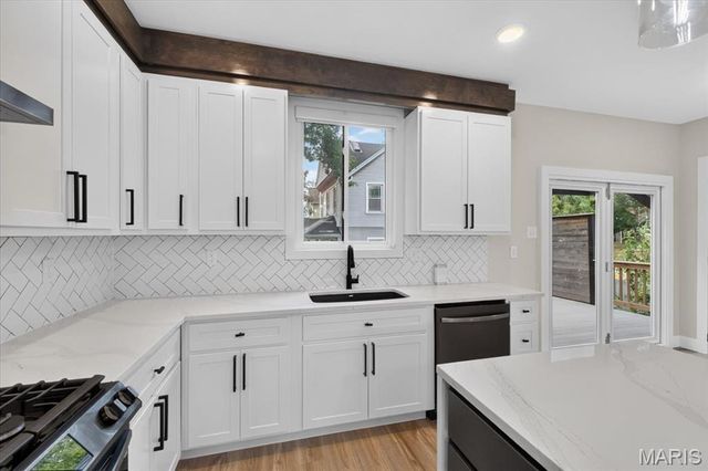 1629 Forest Avenue, St Louis, MO 63139