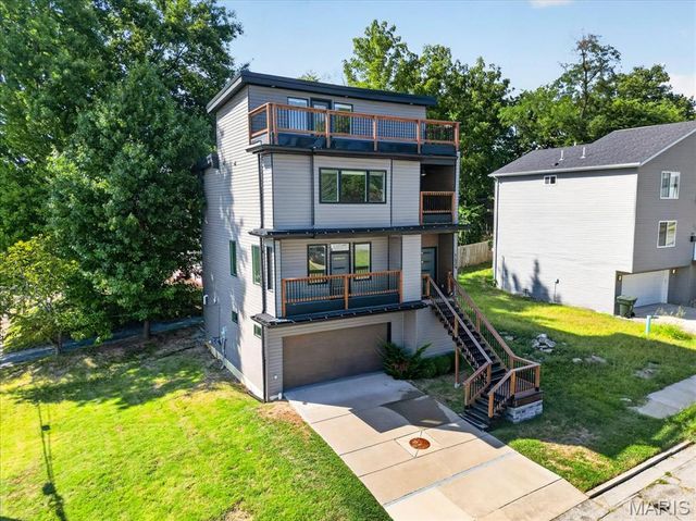 1629 Forest Avenue, St Louis, MO 63139