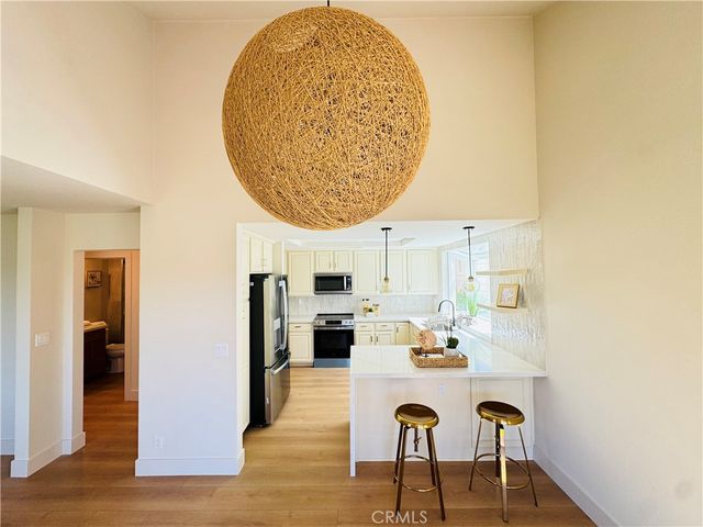 23247 Villena, Mission Viejo, CA 92692