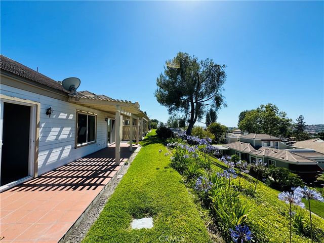 23247 Villena, Mission Viejo, CA 92692