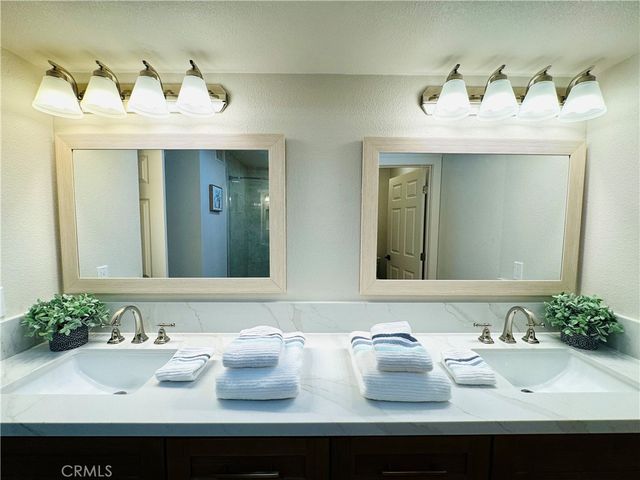 23247 Villena, Mission Viejo, CA 92692