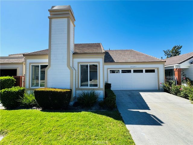 23247 Villena, Mission Viejo, CA 92692