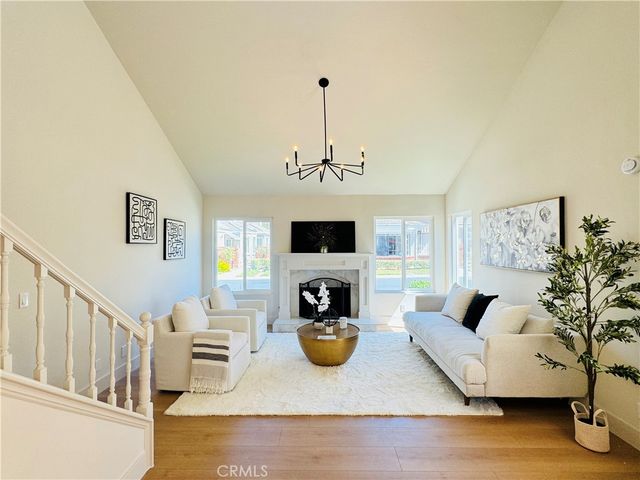 23247 Villena, Mission Viejo, CA 92692