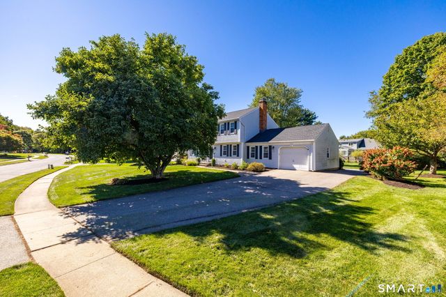 41 Wadsworth Street, Glastonbury, CT 06033